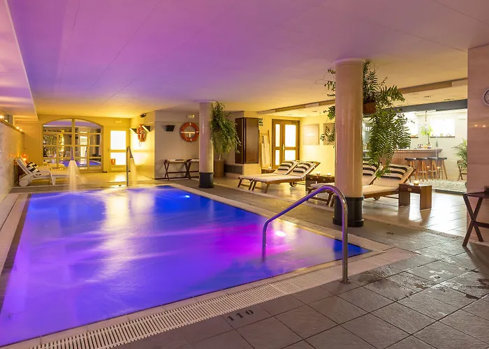 Gran Reymar 4 Sup 滨海托萨